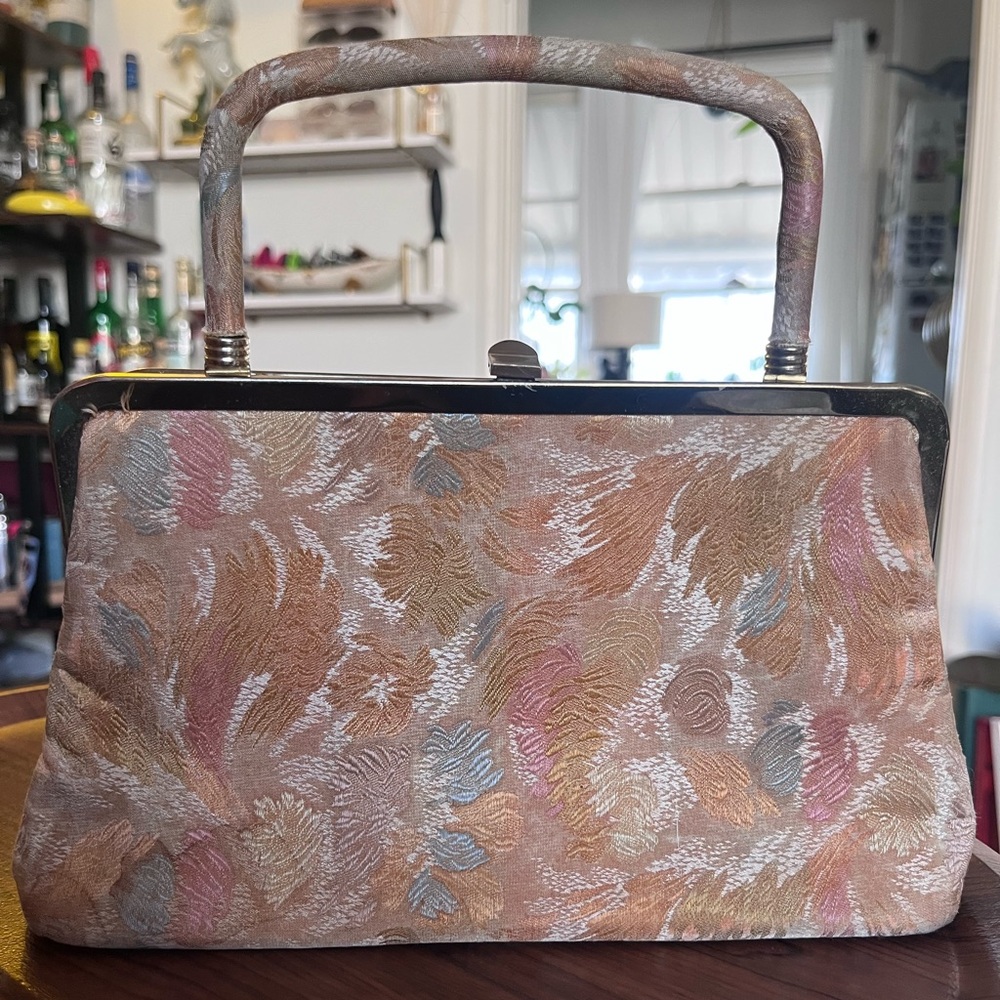 Vintage Floral Tapestry Handbag - Picture 3 of 6